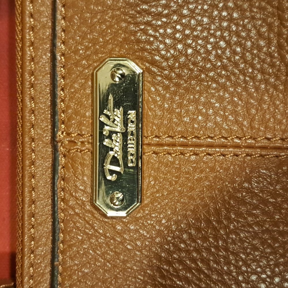 Dolce Vita Crossbody Bag - Picture 2 of 5